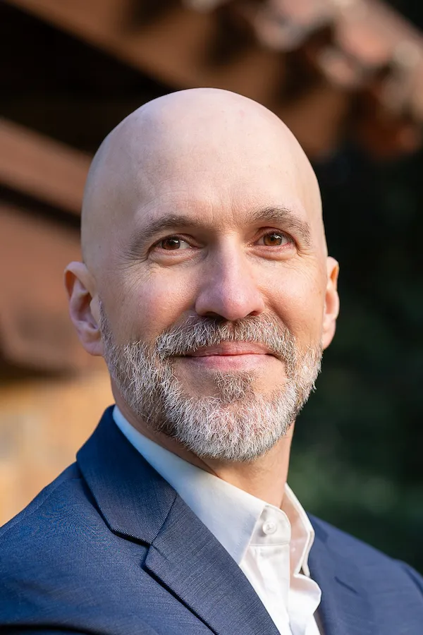 A Headshot of Dr. FitzMedrud, therapist for relationship and sexual issues.